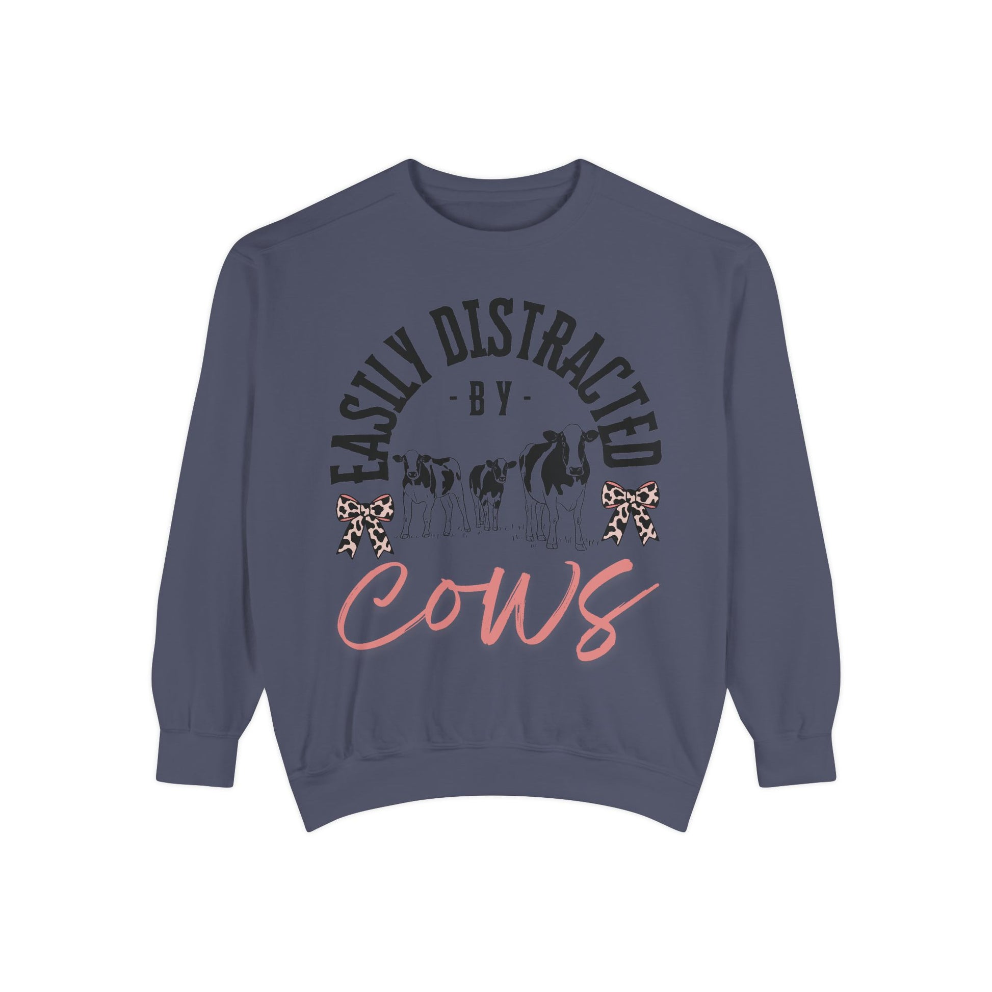 Comfort Colors-Easily Distracted by Cows Sweatshirt, Cozy Farm Life Apparel, Gift for Animal Lovers, Cute Casual Wear, Vintage Style Sweatshirt